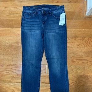 NWT Cut From The Cloth Ankle Skinny Jeans. Size 28